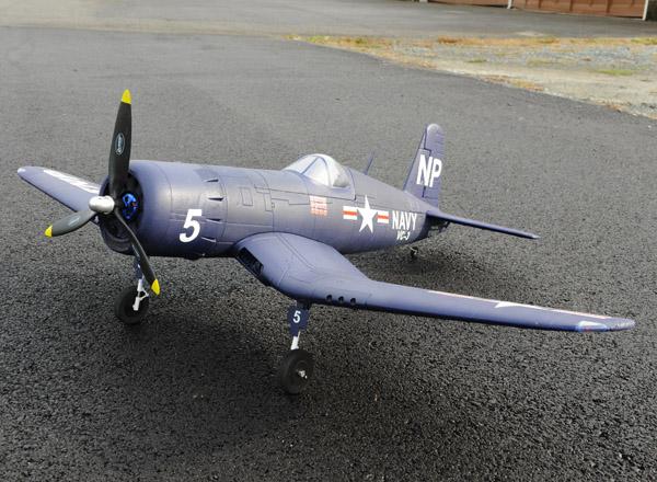 dynam f4u corsair 1270mm
